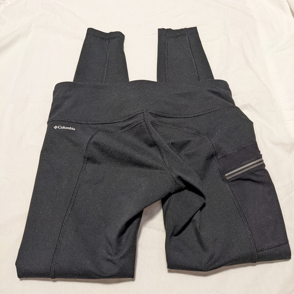 Columbia Sportswear Women's Leggings, Zip Pocket! - Picture 3 of 7